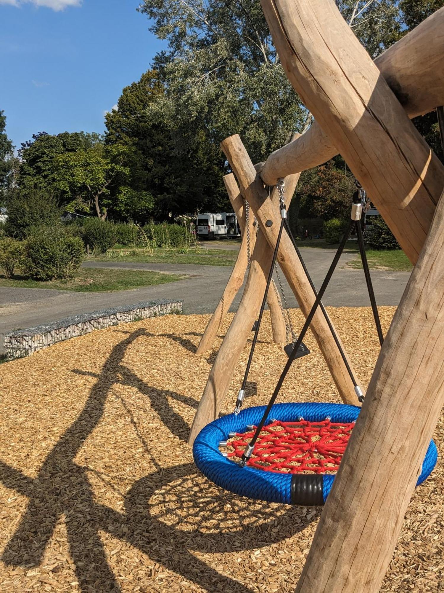 Camping Onlycamp Tours Val De Loire Сант-Авертан Екстериор снимка